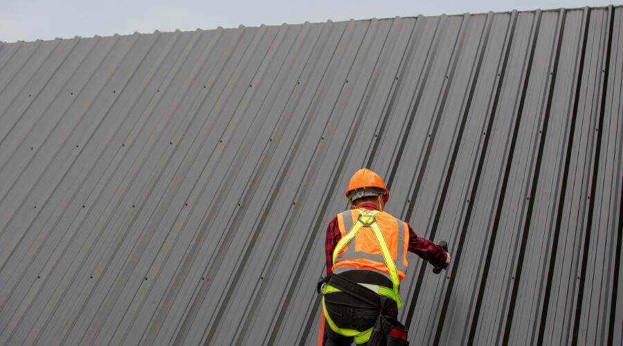Expert new roof installation services in Holly, MI